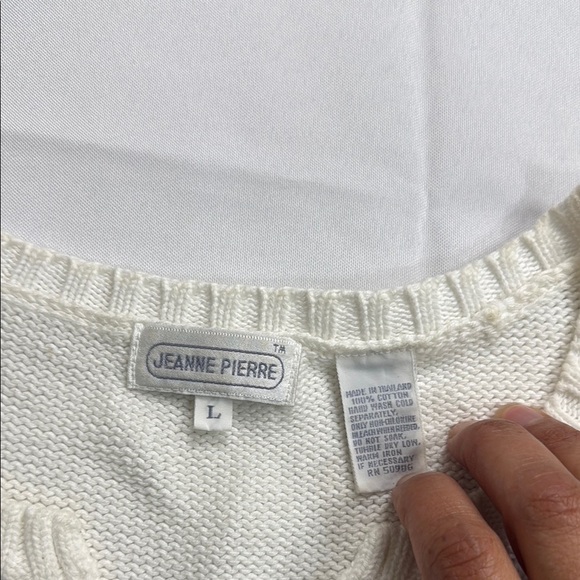 Striped Sleeveless Knit Top - Picture 5 of 5